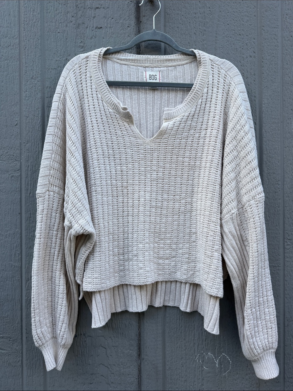 BDG Women's Cream Waffle Knit V-Neck Chunky Sweater Size: M